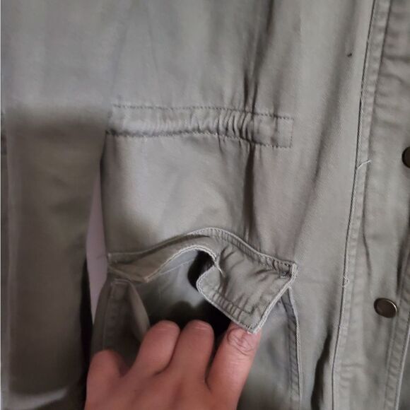 American Rag Cie Patched Cargo Jacket Size Small - Picture 8 of 11